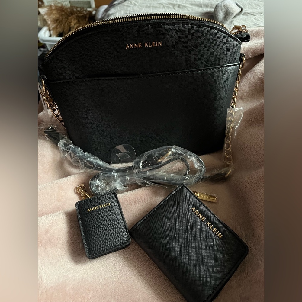 Anne Klein Black Crossbody Bag Set